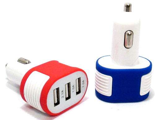 Triple Car Cigarette Lighter Charger   2 x 1A, 2.1A