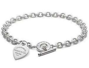 Designer's Silver Heart bracelet *imported