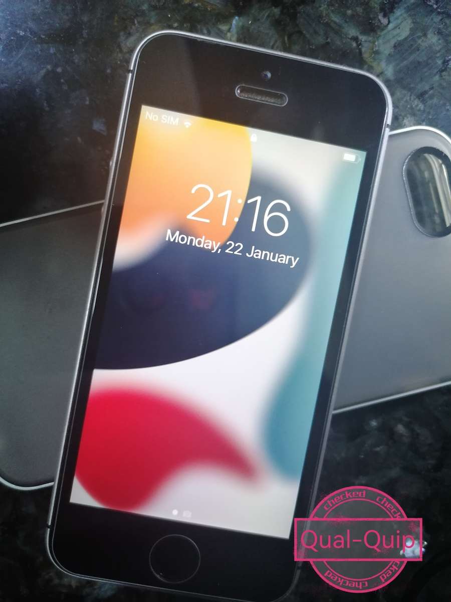 APPLE IPHONE SE | FLLN2SO/A | A1723 | FINGERPRINT ID | SMART PHONE