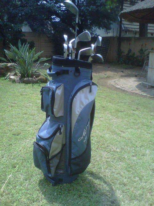 Stunning set of Taylor Made Precision Rifle Golf Clubs R-80