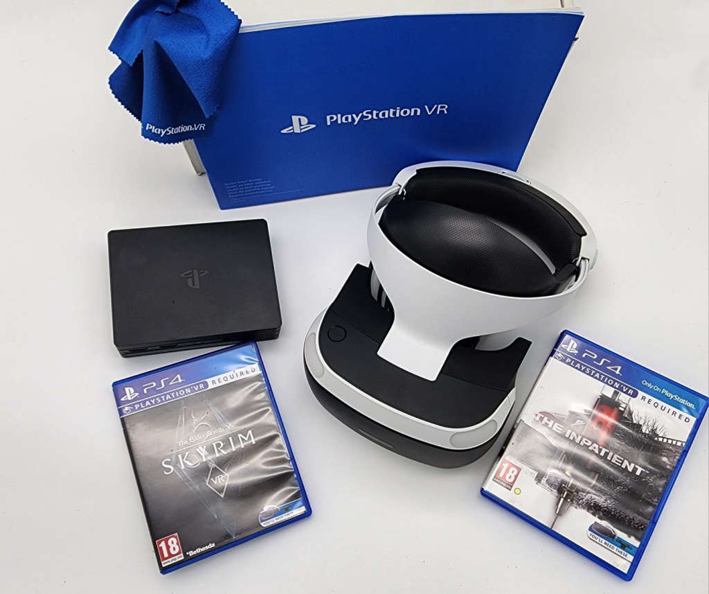 Ps 4 VR Skyrim Edition + Camera + PS Moves + 2 Games