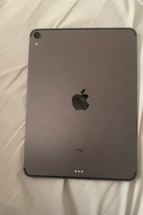 Apple iPad Pro 11inch 2018 (1st gen)