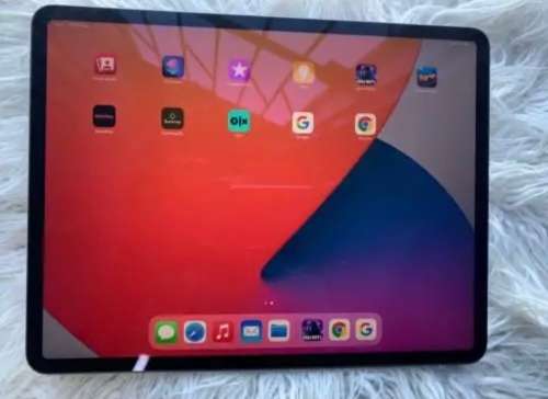 Apple iPad Pro 4th gen 12.9 inch WiFi 128GB Space Grey, excellent condition