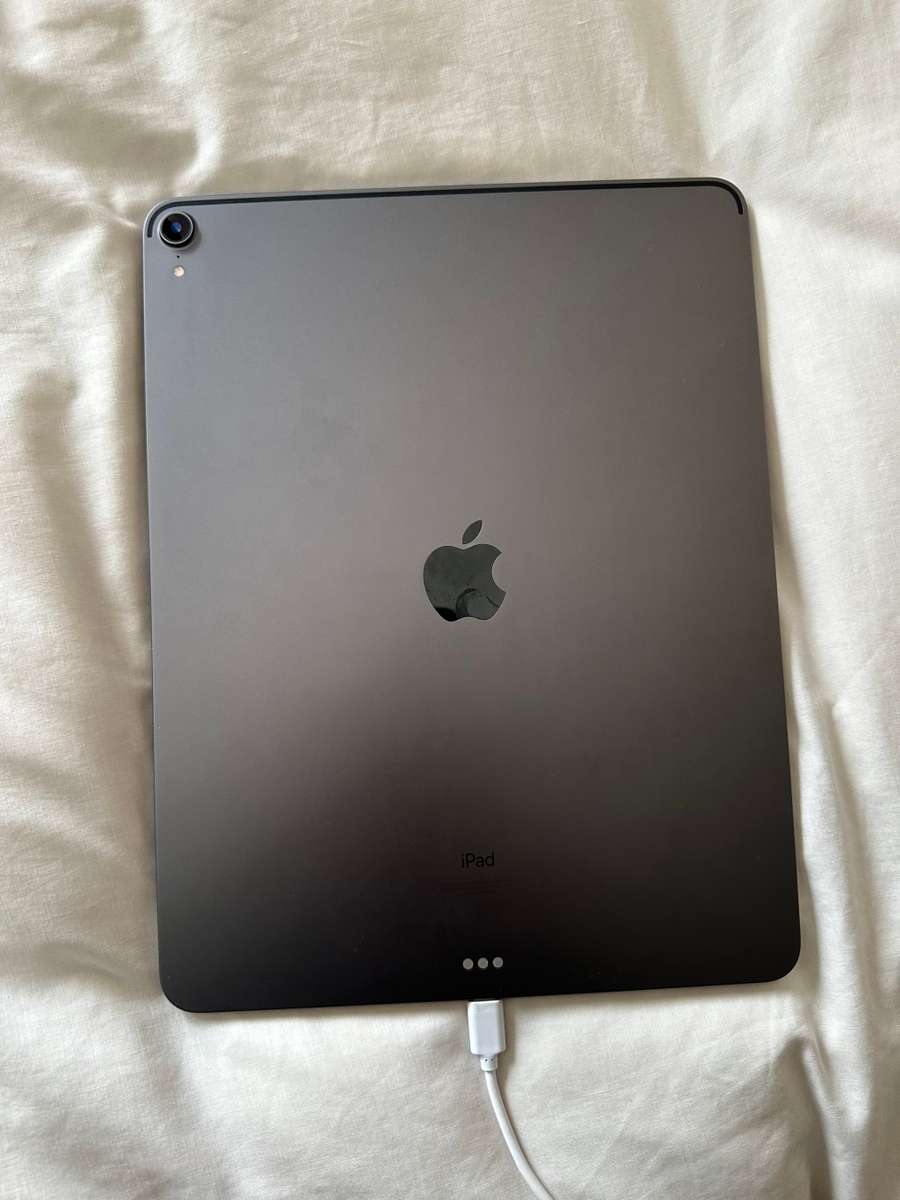 iPad Pro 12.9 64gb 3rd gen