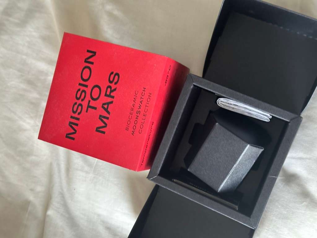 Omega x swatch mission to mars