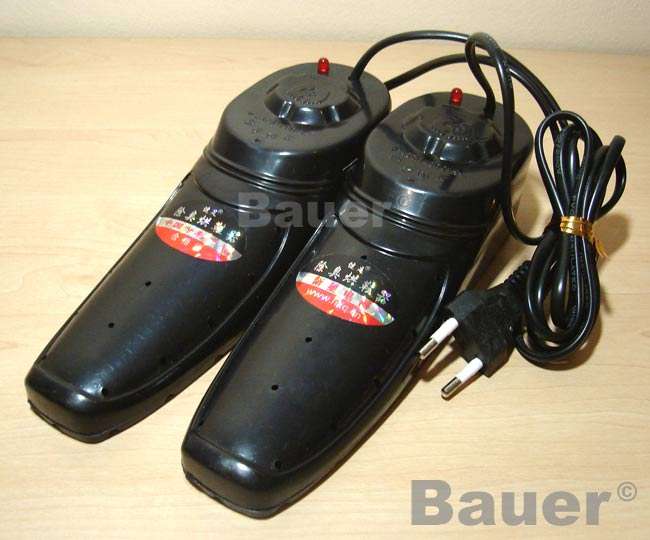 SHOE DRYER AND DEODORIZER