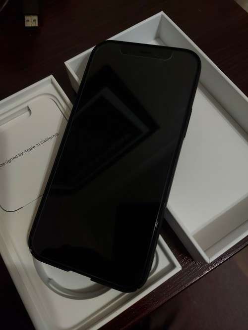 Apple iPhone 12 128GB - Black