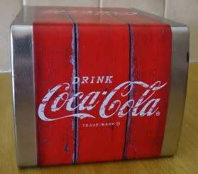 COCA-COLA TIN SERVIETTE CAFE DISPENSER (MADE IN CHINA)