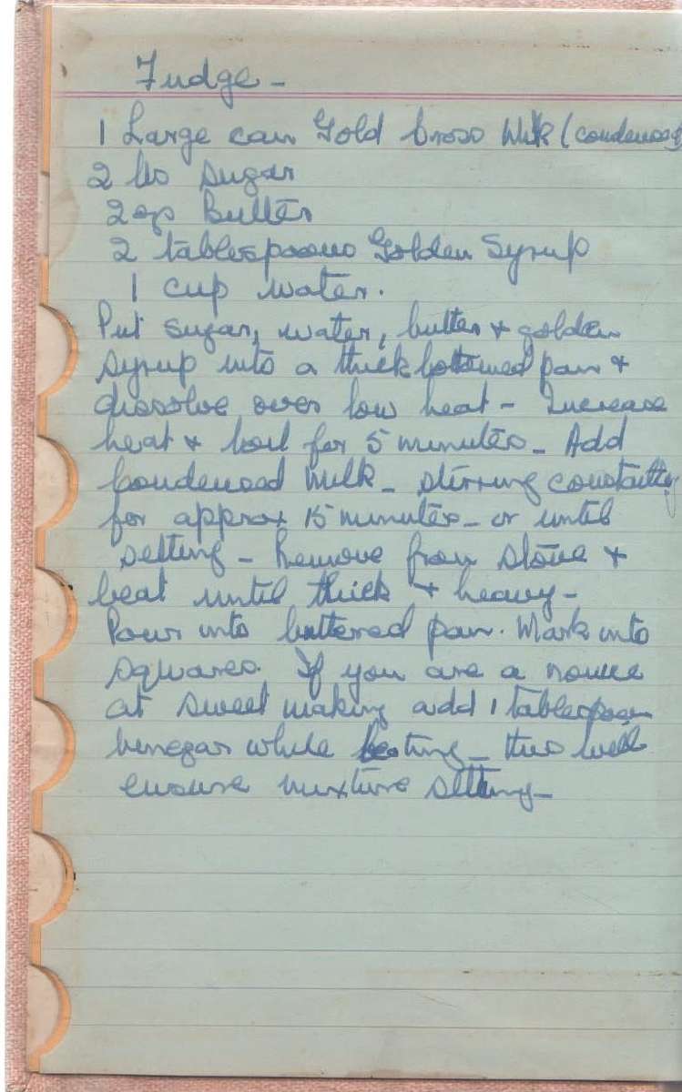 VINTAGE COOKERY RECIPES, HAND WRITTEN NOTE BOOK (OLD)