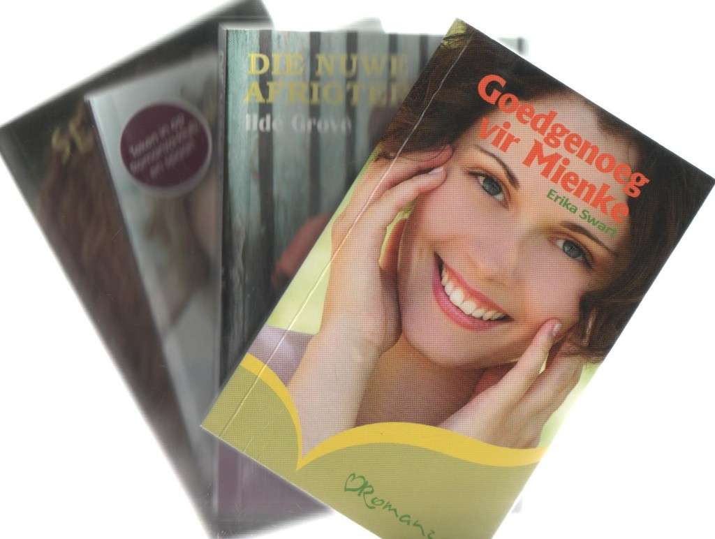 VIER ROMANZA TITELS:GOEDGENOEG VIR MIENKE, DIE NUWE AFRIGTER, SERENADE, VERLORE JARE