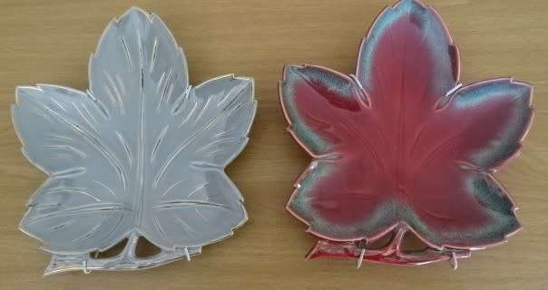 TWO VINTAGE LEAF SHAPED DUTCH PORCELAIN SNACKDISHES OR WALL ORNAMENTS - N.V. KONINKLIJKE ZUID-GOUDA