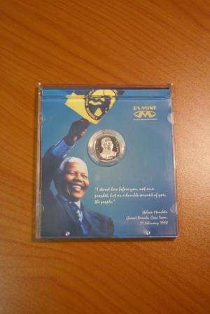 Nelson Mandela R5 in CD cover (Rare) (Weak Strike)
