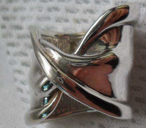d'Argent STERLING SILVER SERVIETTE RING