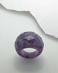 Gorgeous carved amethyst ring (size 8)