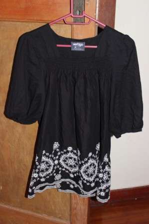 Vertigo Size Medium Shirt