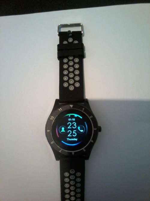 BRAND NEW R10 ANDROID/IOS BLUETOOTH 3D SMARTWATCHES 32GB OWN SIM SLOT.BLACK