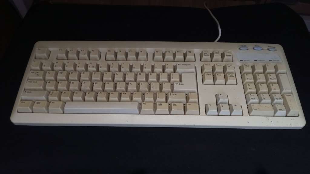 Rectron DIN-5 keyboard