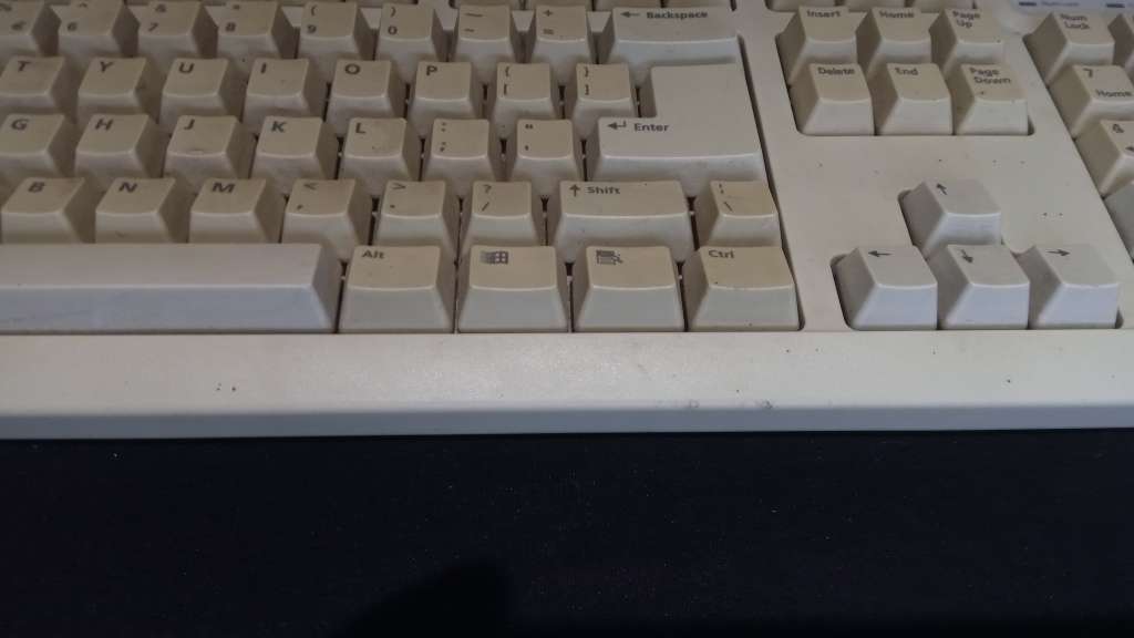 Rectron DIN-5 keyboard