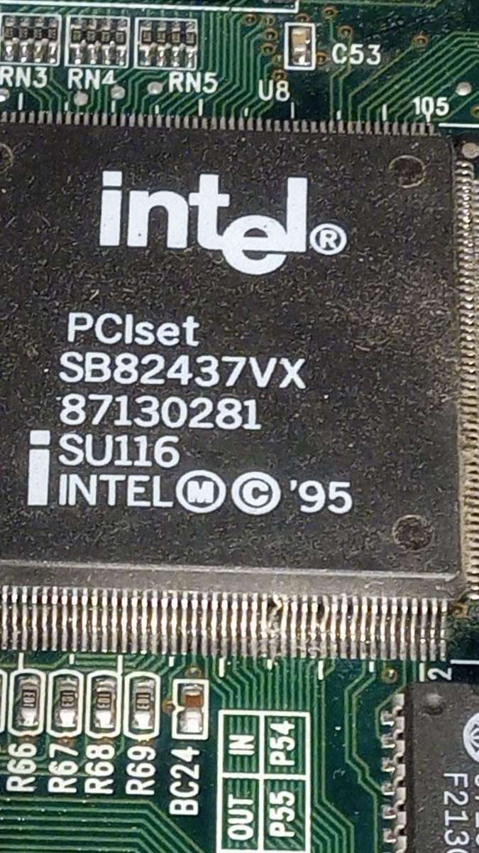 Intel Pentium 83MHz plus motherboard