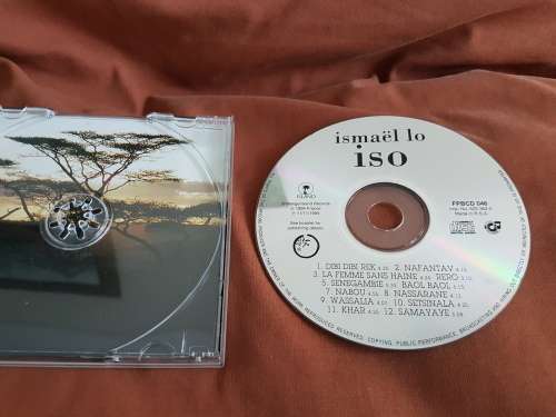 Ismael Lo Iso CD . Excellent condition.