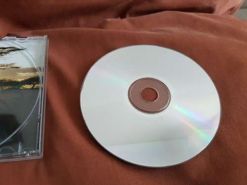 Ismael Lo Iso CD . Excellent condition.