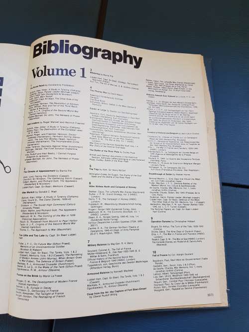 COMPLETE History of the Second World War. 8 Volumes. Published by Purnell.