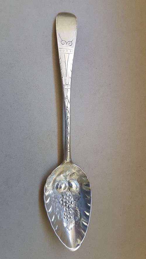 Solid Silver Scottish Georgian Berry Spoon. Clear hallmarks. 31.3 grams