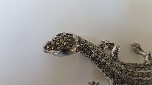 Marcasite Lizard Brooch. Exquisite. NEW CONDITION.