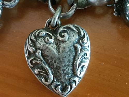 All metal Miglio charm bracket