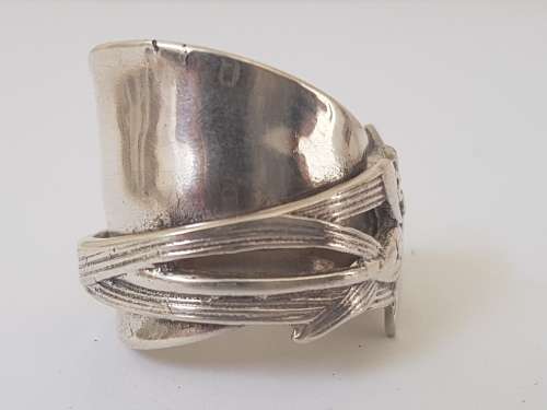 Stunning Flower Spoon Ring.  Solid Silver. Marked. 9  grammes.