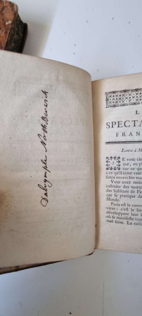 1761 set: Le Spectateur Francois by Pierre de Marivaux. Decorative gilt full leather binding!