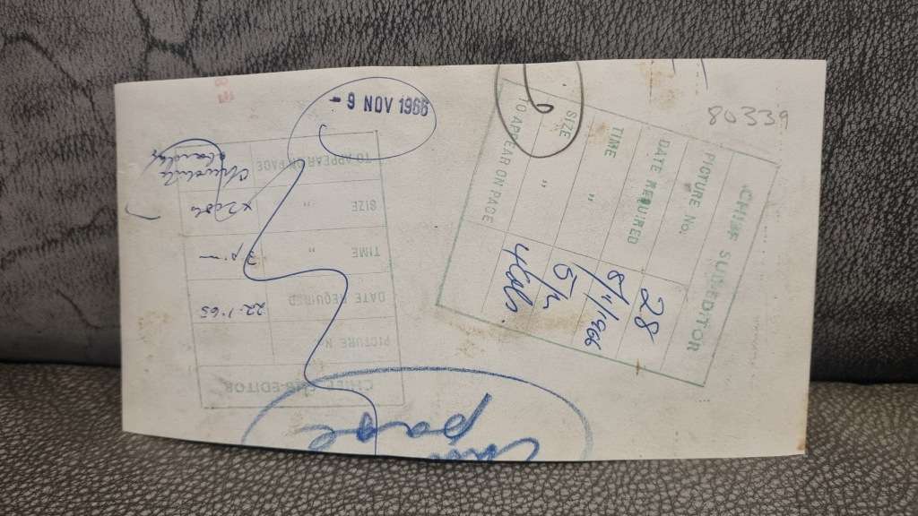 Original press photograph of a very annoyed Winston Churchill on 18 November 1899 as a BOER PRISONER