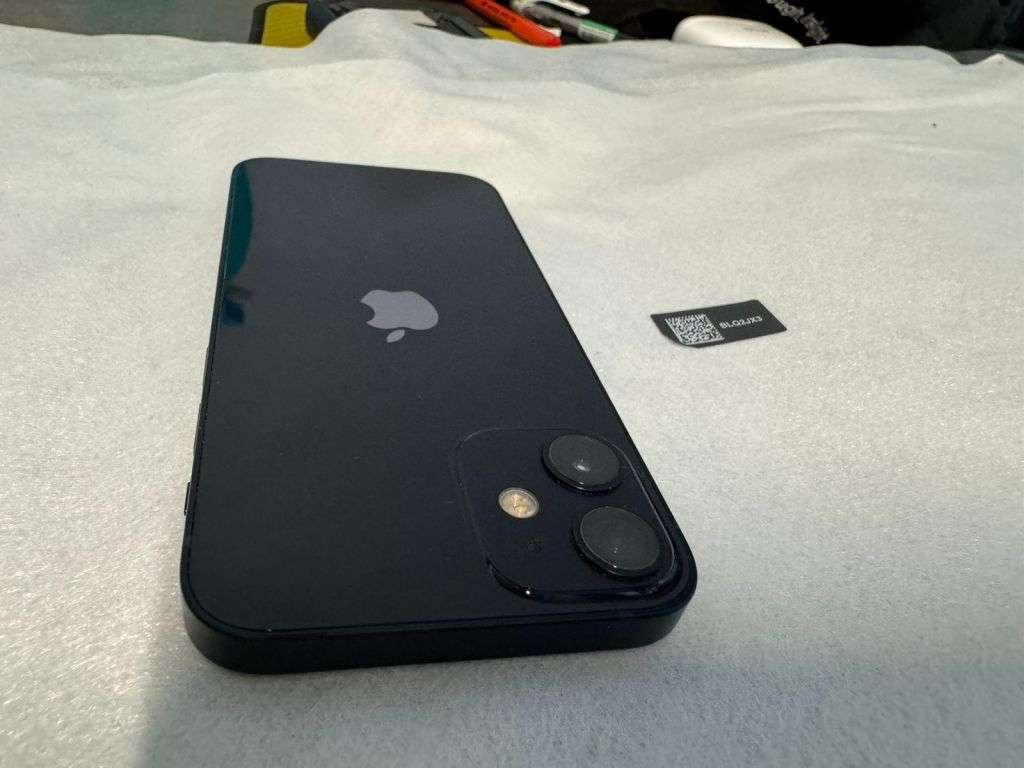 iPhone 12  Mini
