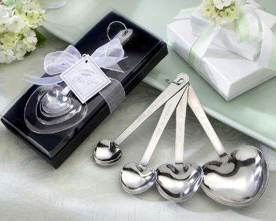 Wedding Favour - Heart Shaped Measuring Spoons