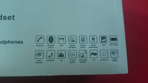 Bluetooth wireless headphones