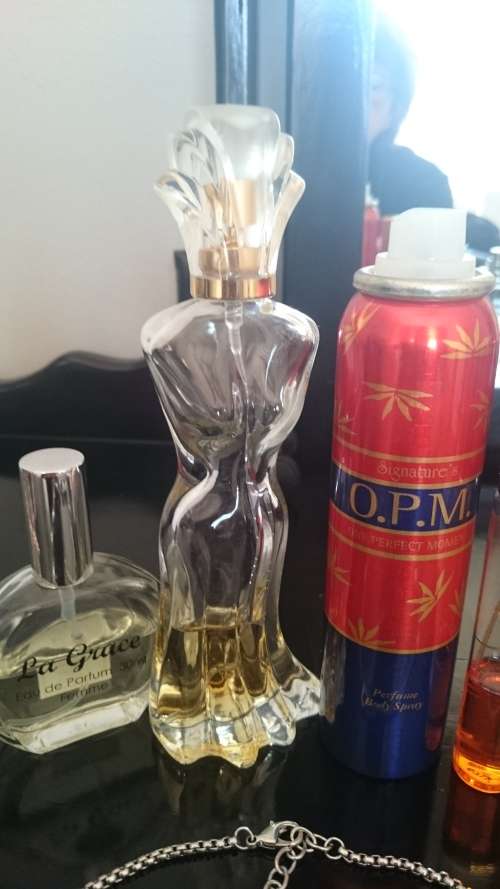 Perfumes and body spray job lot