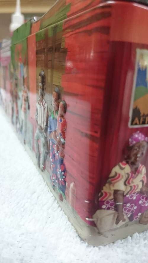 #Vintage 3d savings tin houses and people#
