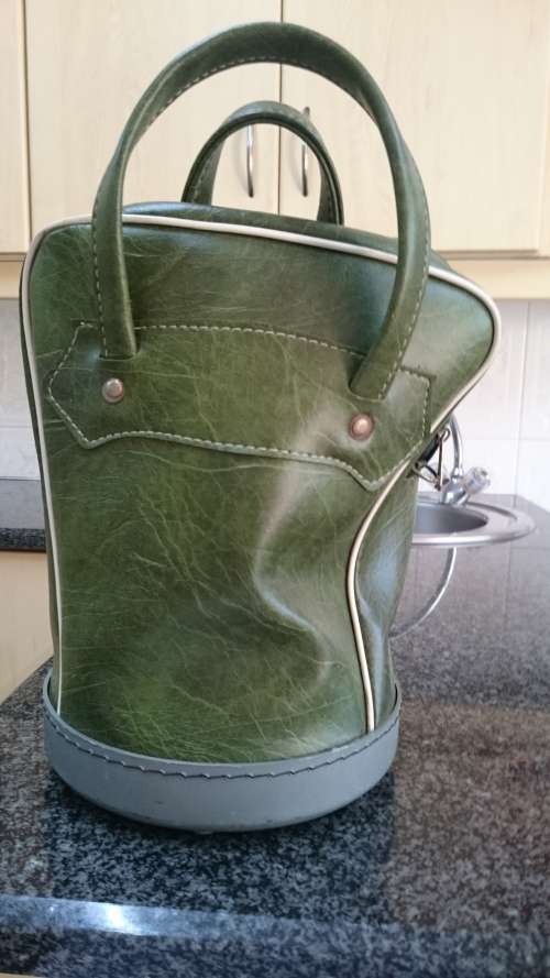 #Vintage tregor emerald green Golf Ball bag#