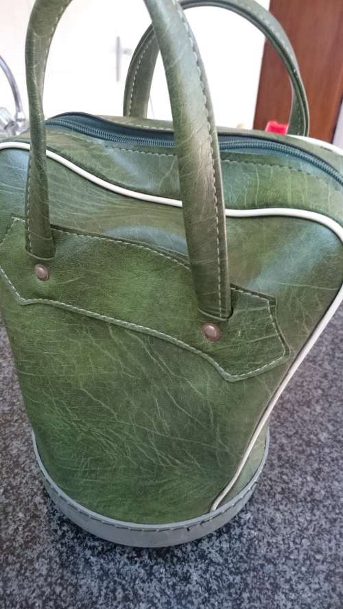 #Vintage tregor emerald green Golf Ball bag#