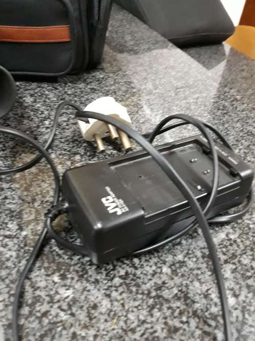 ##Vintage JVC VHS with neat Pullman bag##