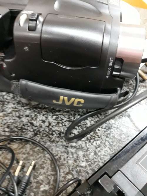 ##Vintage JVC VHS with neat Pullman bag##