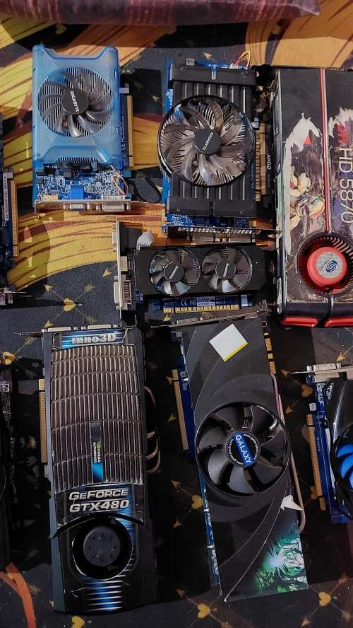 GPU Bundle lot - (Spares or repairs)