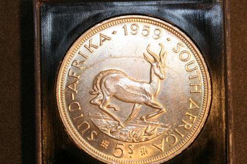 1959 Crown 5 shillings and another 15 crowns on offer, one bid