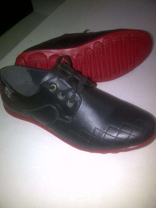 Black Leather upper Casual men shoes