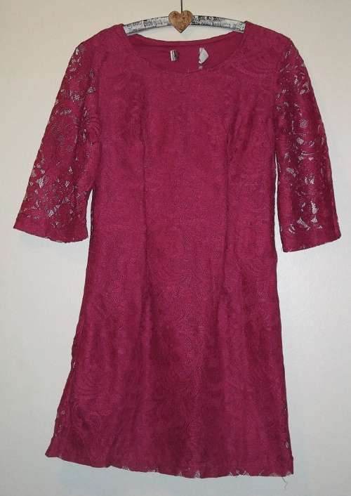 Lace dress size S