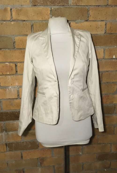 Hilton Weiner Urban Stone Blazer Size: XS Fully Lined