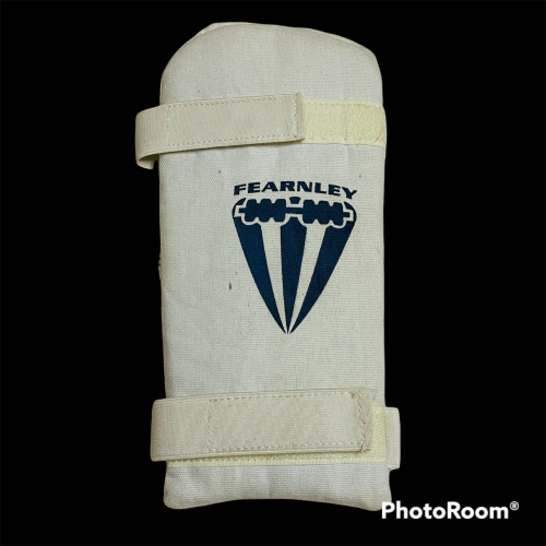 Fearnley Youth arm guard