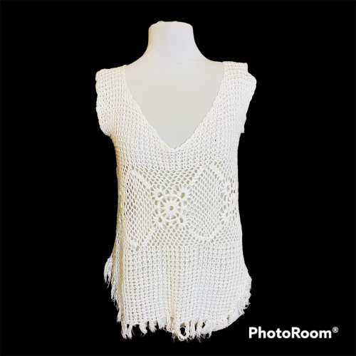 Crochet top Size: M/L