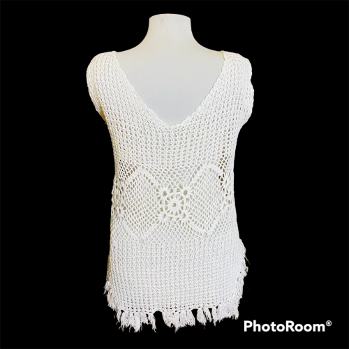 Crochet top Size: M/L