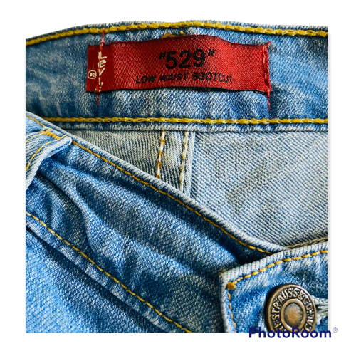 Levi jeans Size: 36